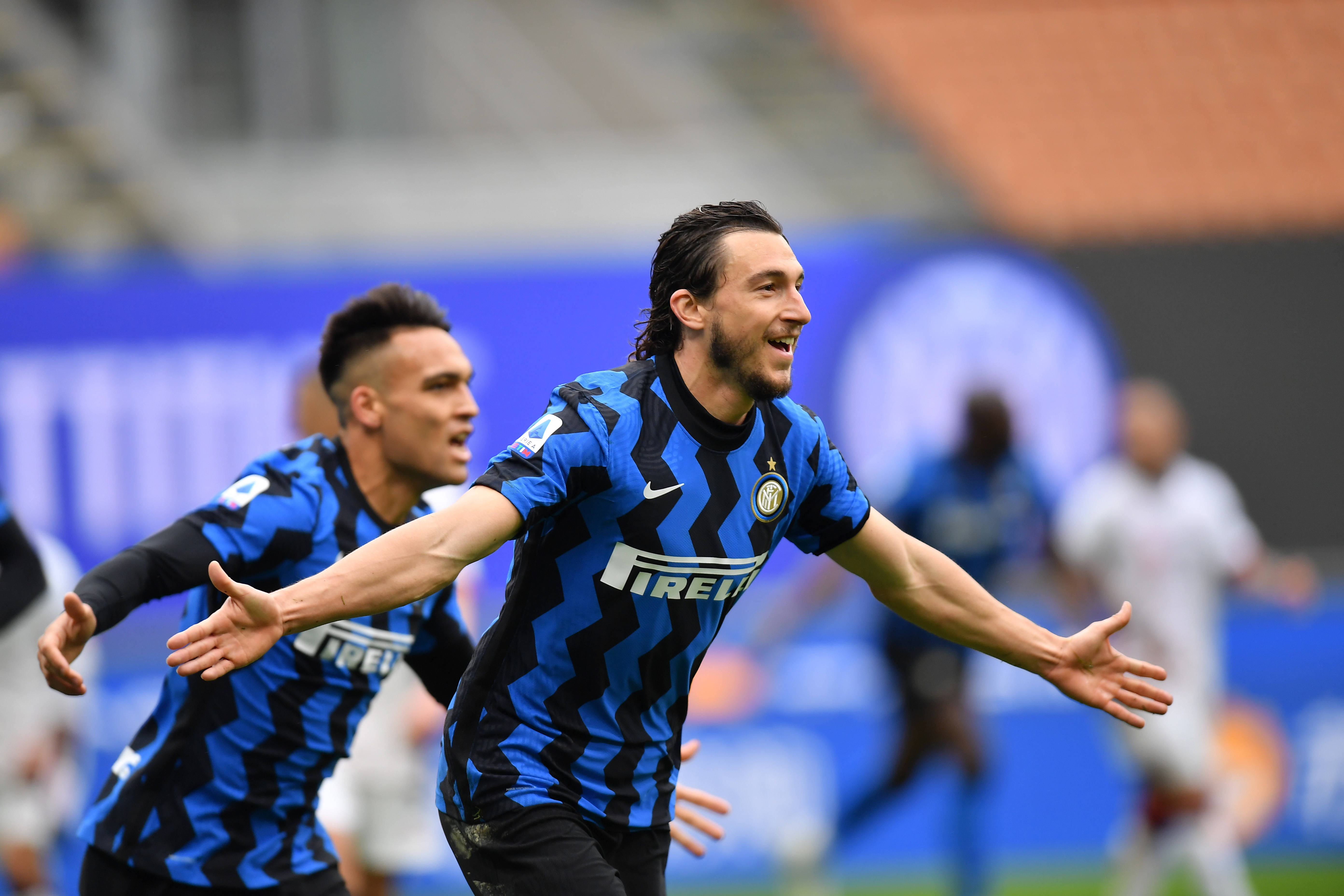 邓加：维尼修斯是足球层面的领袖，而非更衣室领袖