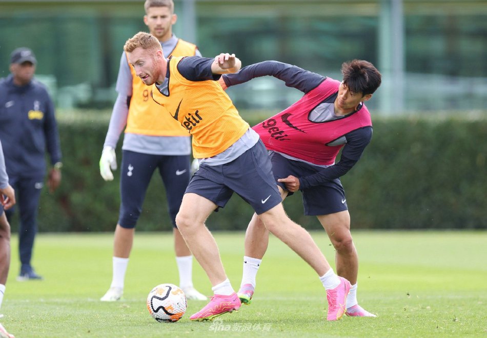 解锁津门虎vs申花！恩怨交织的众生相（津门虎大战申花：恩怨交错的众生百态）