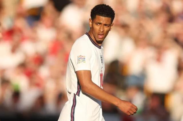 利物浦主场1-1战平升班马桑德兰，迎来赛季首个平局