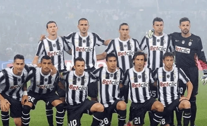 维蒂尼亚：很想再次穿上波尔图球衣，巨龙球场就像我的家（维蒂尼亚：盼再披波尔图战袍，巨龙球场永远是我的家）