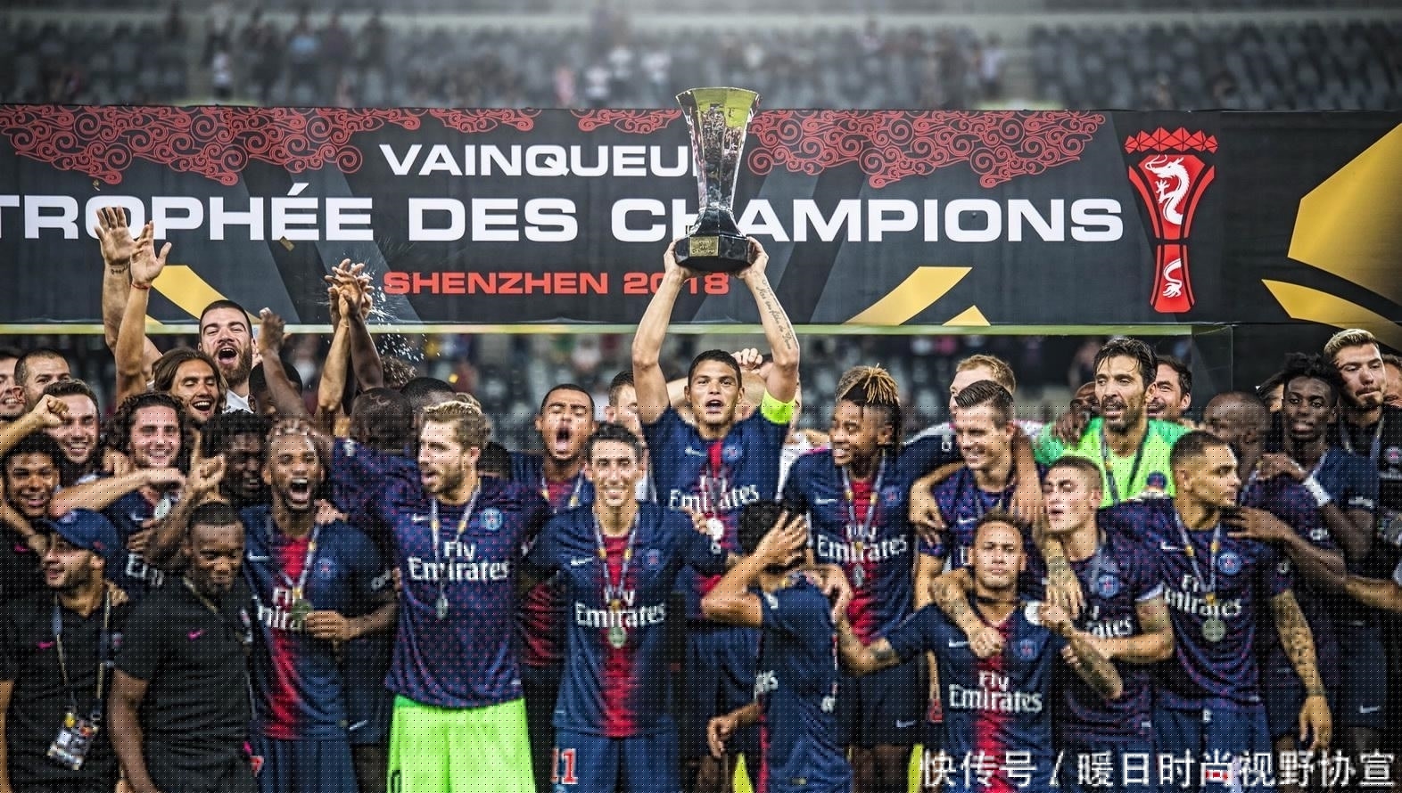 2射1传闪耀全场！官方：B费当选曼联4-1狼队的队内最佳